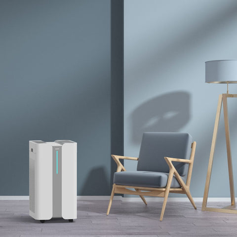 Ionmax+ Aire high-performance HEPA air purifier in living area