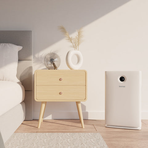 Ionmax ION430 UV HEPA Air Purifier in the bedroom